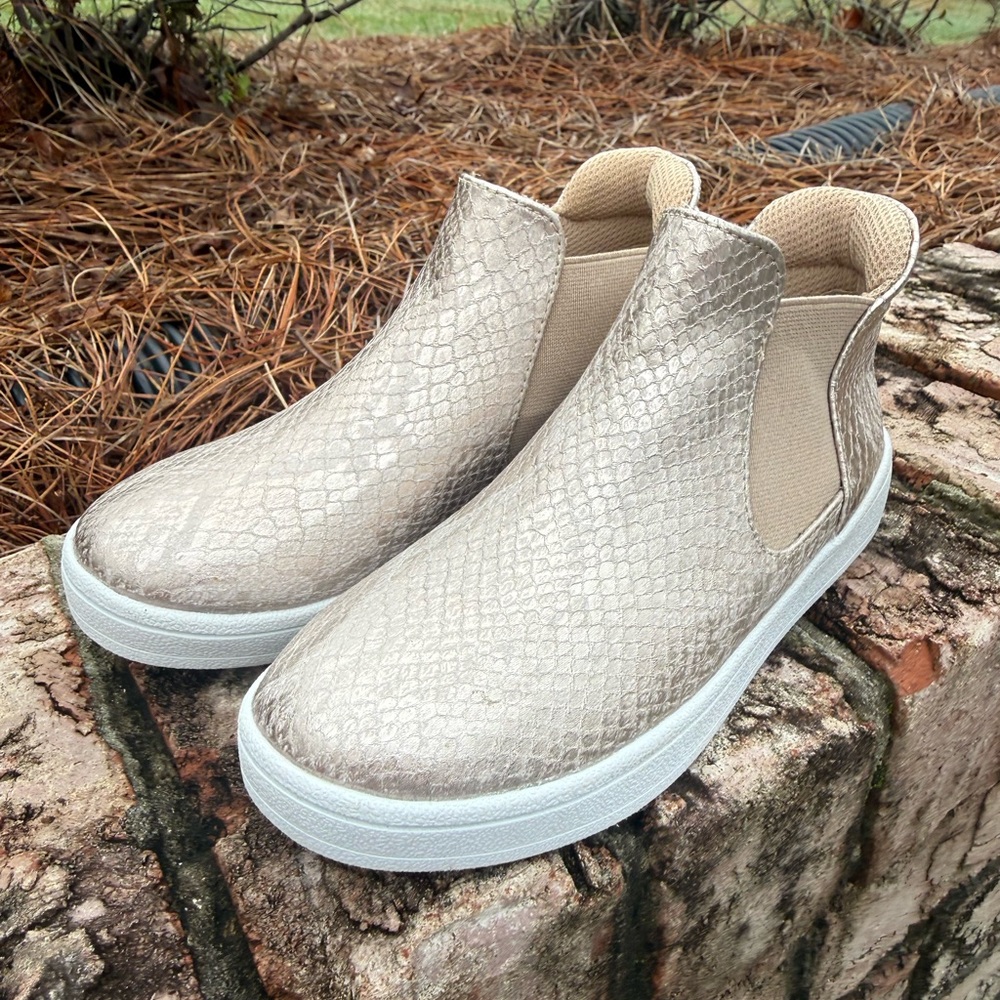 Coconuts by Matisse Gold Kids Sneakers